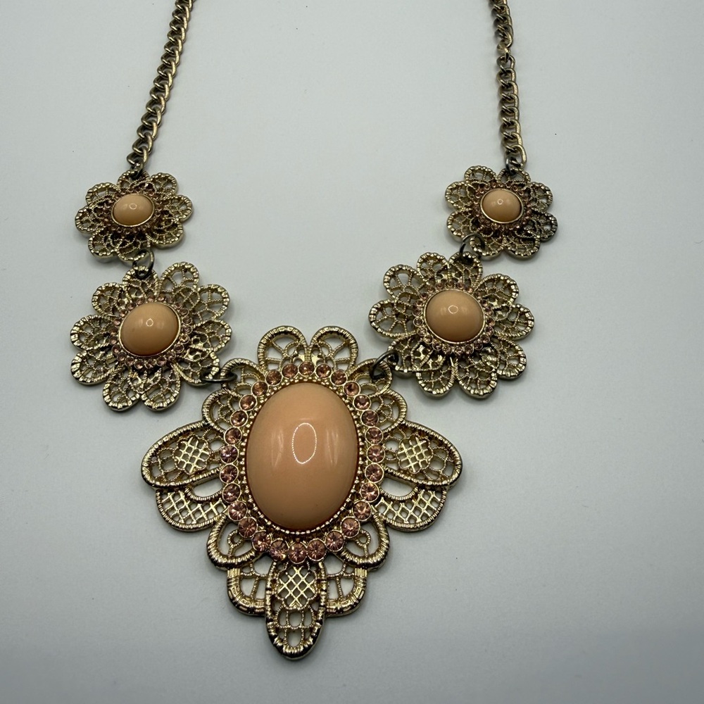 New York Victorian Inspired Statement Necklace Gold Filigree Pink Stone Vintage - Picture 2 of 5